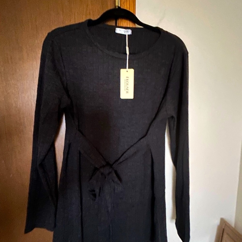 Ekouaer Elegant Black Long Sleeve tunic
